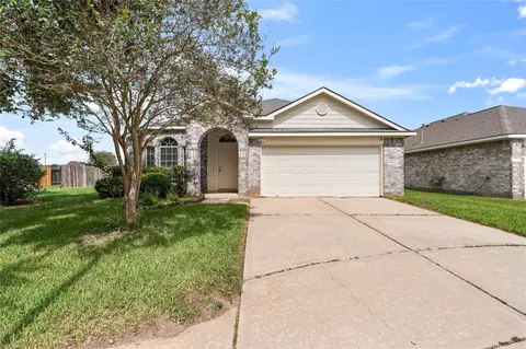 17042 Midnight Sun Ln, Richmond, TX 77407