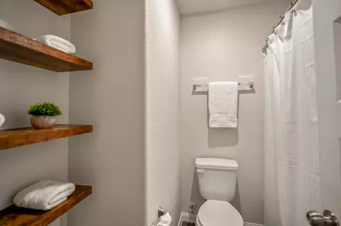 Bath - 2355 Mount Locke Path, Conroe, TX 77301 photo 5 of 5