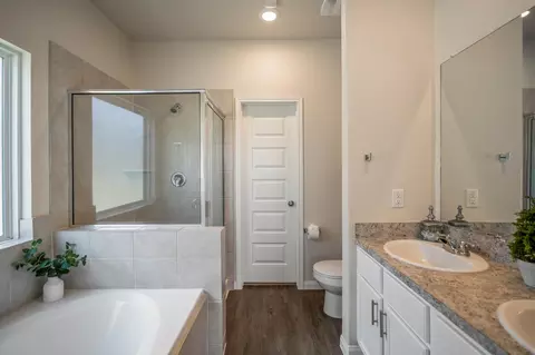 Bath - 2355 Mount Locke Path, Conroe, TX 77301 photo 1 of 5
