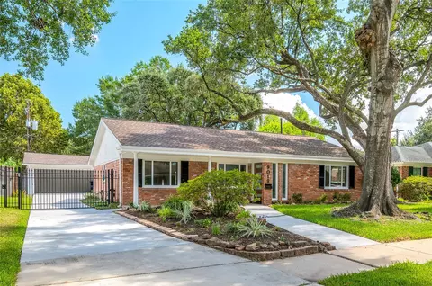 9019 Kapri Ln, Houston, TX 77025