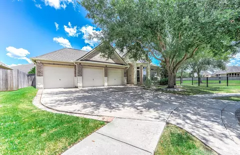 2313 Lilac Breeze Ln, Pearland, TX 77584