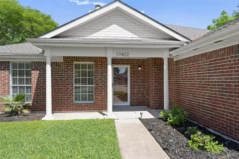 17402 Eastwood Cir, Houston, TX 77095