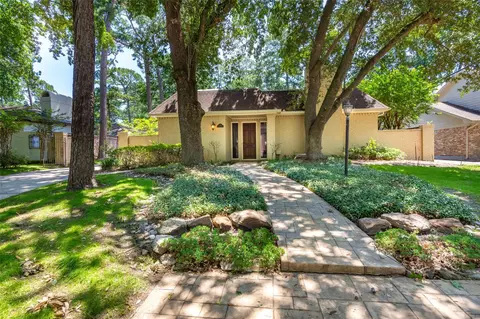 354 Tealwood Dr, Houston, TX 77024