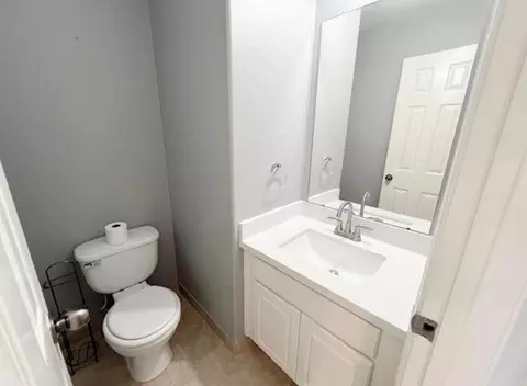 Bath - 5007 Amorgas Isle Dr, Spring, TX 77388 photo 1 of 4