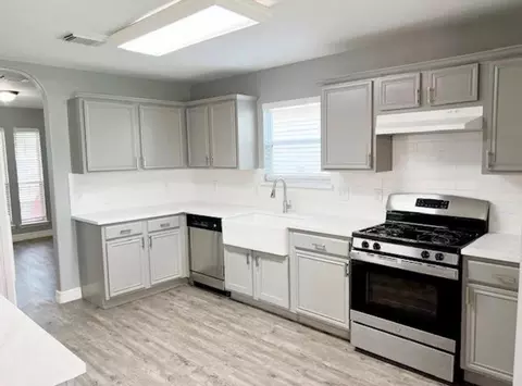 Kitchen - 5007 Amorgas Isle Dr, Spring, TX 77388 photo 2 of 3