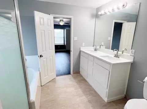 Bath - 5007 Amorgas Isle Dr, Spring, TX 77388 photo 3 of 4