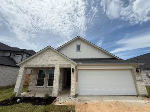 818 Orchard Vale Rd, Rosharon, TX 77583