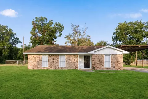 2506 Halbert Dr, Pearland, TX 77581