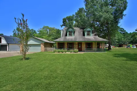 31610 Debbi Ln, Magnolia, TX 77355