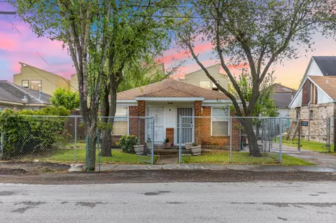 5022 Stimson St, Houston, TX 77023