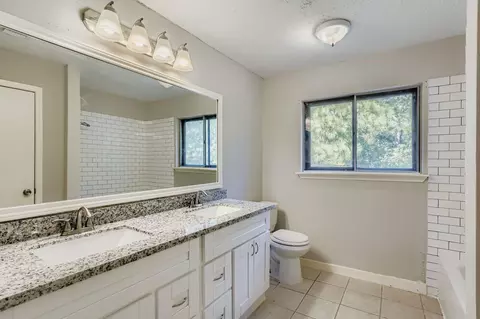 Bath - 9506 Landry Blvd, Spring, TX 77379 photo 2 of 4