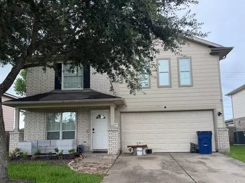 11001 Groveshire Dr, Texas City, TX 77591