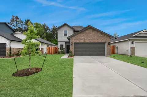 Exterior - 18724 Loom Dr, Conroe, TX 77306 photo 4 of 8