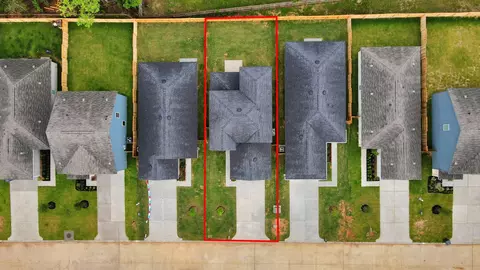 View/Area - 18724 Loom Dr, Conroe, TX 77306 photo 1 of 3