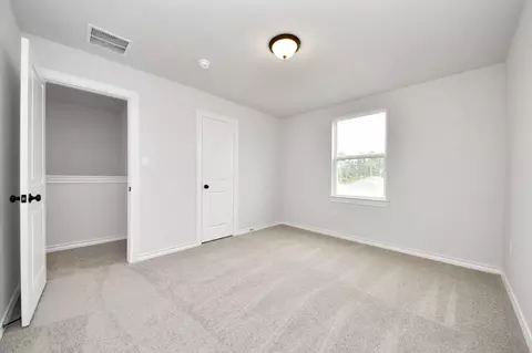 Bedroom - 18724 Loom Dr, Conroe, TX 77306 photo 13 of 13