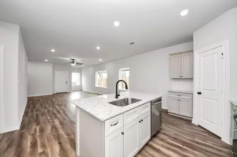 Other - 18724 Loom Dr, Conroe, TX 77306 photo 2 of 8