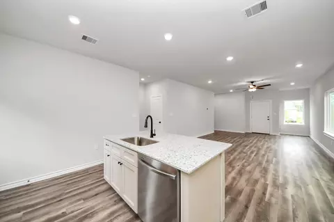 Other - 18724 Loom Dr, Conroe, TX 77306 photo 4 of 8