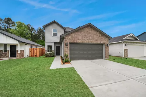 Exterior - 18724 Loom Dr, Conroe, TX 77306 photo 5 of 8
