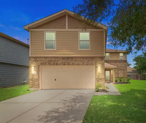 16606 Burnell Oaks Ln, Houston, TX 77090