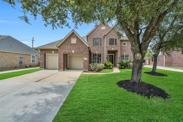 12003 Banks Run Dr, Pearland, TX 77584