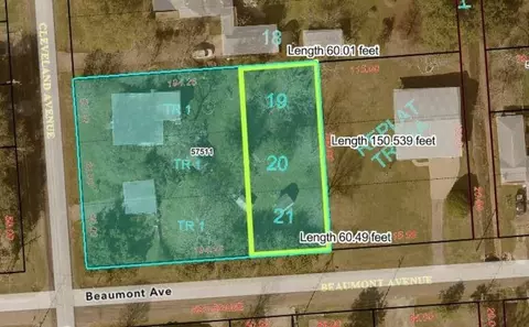 000 Beaumont Ave, Groves, TX 77619