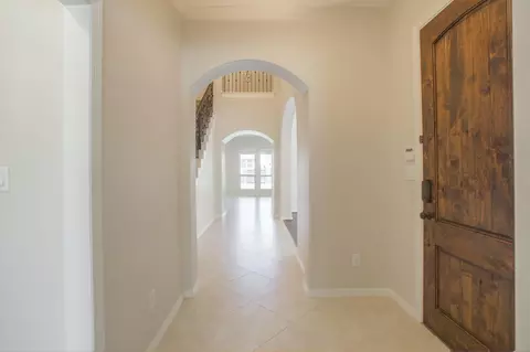 Entry Way - 8119 Spreadwing St, Conroe, TX 77385 photo 2 of 6