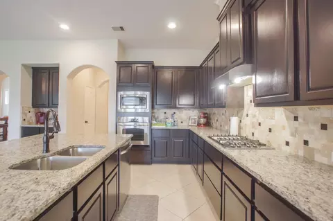 Kitchen - 8119 Spreadwing St, Conroe, TX 77385 photo 6 of 6