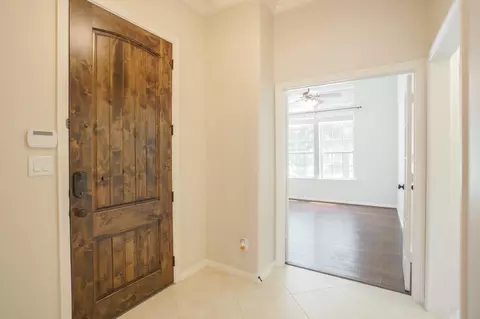 Entry Way - 8119 Spreadwing St, Conroe, TX 77385 photo 5 of 6