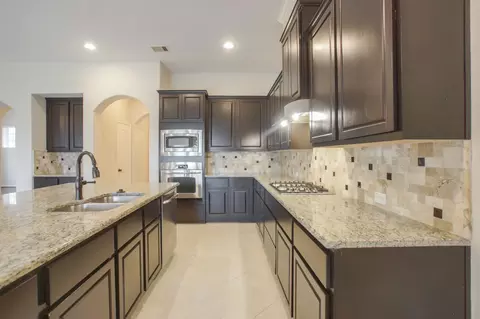 Kitchen - 8119 Spreadwing St, Conroe, TX 77385 photo 3 of 6