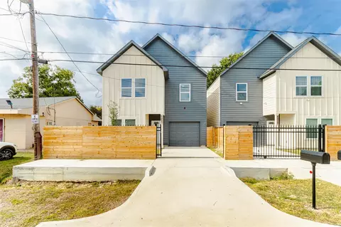 8923 De Priest St, Houston, TX 77088