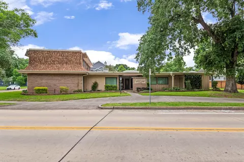 414 Main St, Sugar Land, TX 77498