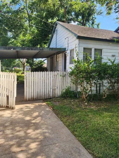 1400 Dyer Ave, Rosenberg, TX 77471