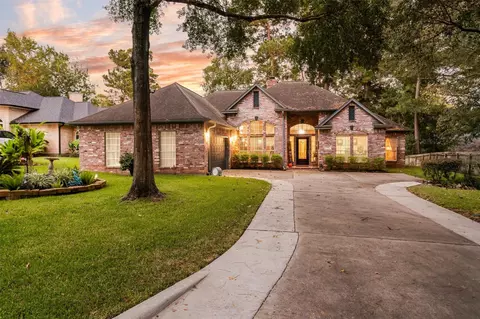 113 Dawns Edge Dr, Montgomery, TX 77356