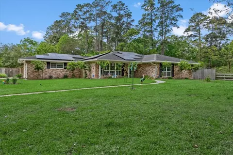 16701 Surrey Ln, Stagecoach, TX 77355