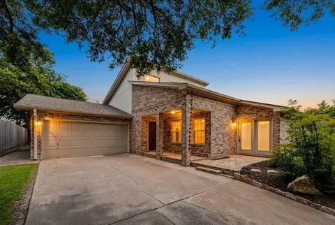 9650 Val Verde St, Houston, TX 77063