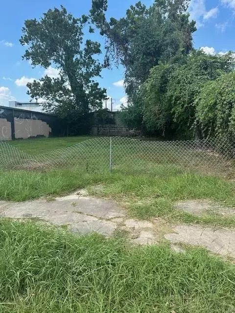 2014 Washington Ave, Houston, TX 77007