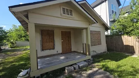 3109 Evella St, Houston, TX 77026