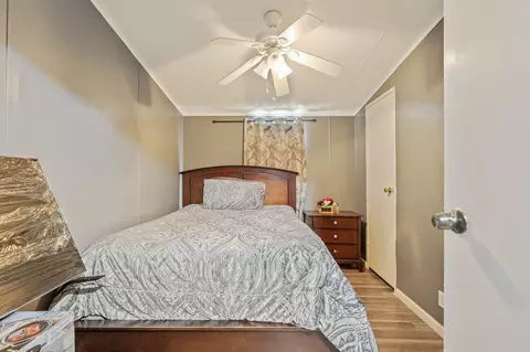 Bedroom - 16320 Summit Oaks Dr, Conroe, TX 77303 photo 1 of 4