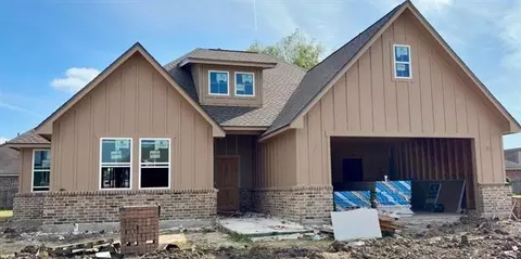 5680 Essie Ln, Beaumont, TX 77713