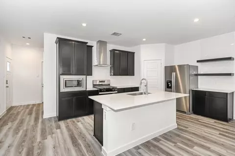 3021 Skyline Mesa Dr, Houston, TX 77047