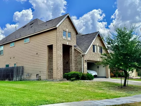 14282 Pointa Vera Dr, Houston, TX 77083