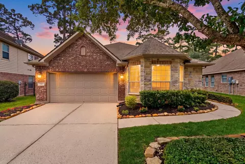 82 S Rocky Point Cir, Spring, TX 77389