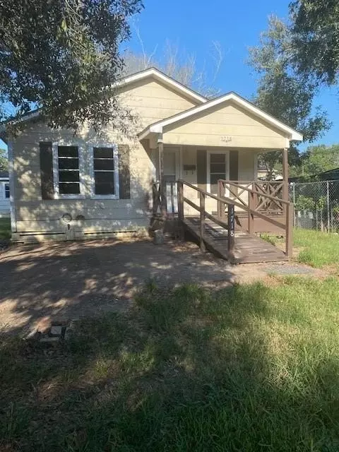 1718 Carlisle St, Rosenberg, TX 77471