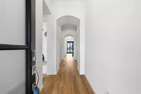 Entry Way - 416 Bartlett St, Webster, TX 77598 photo 1 of 1