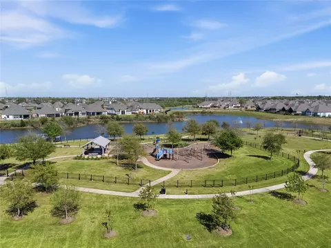 View/Area - 416 Bartlett St, Webster, TX 77598 photo 4 of 5