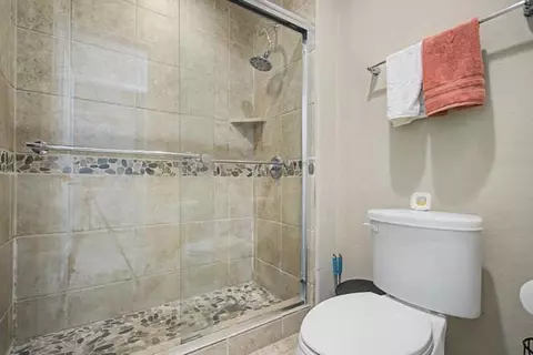 Bath - 22327 Ebbets Field Dr, Spring, TX 77389 photo 4 of 4