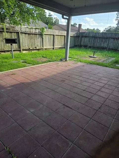 Exterior - 5510 NW Circlegate Dr NW, Spring, TX 77373 photo 1 of 1