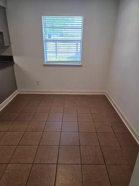 Dining - 5510 NW Circlegate Dr NW, Spring, TX 77373 photo 1 of 1
