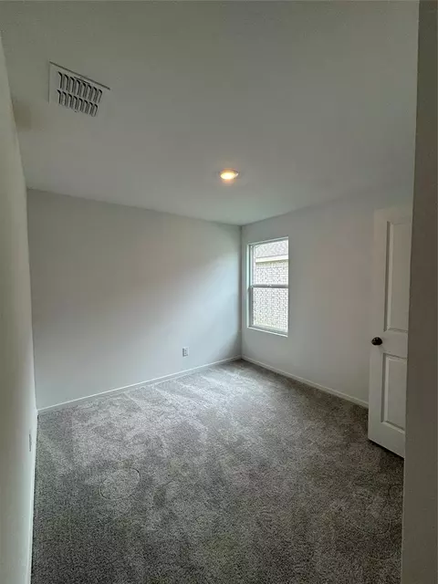 Bedroom - 553 Falling Cave Dr, Willis, TX 77378 photo 5 of 8