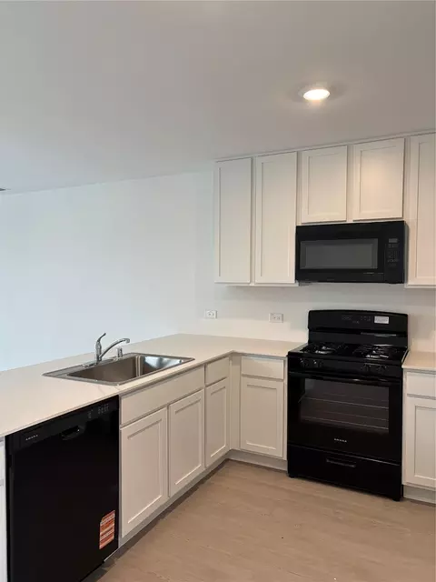 Kitchen - 553 Falling Cave Dr, Willis, TX 77378 photo 1 of 11